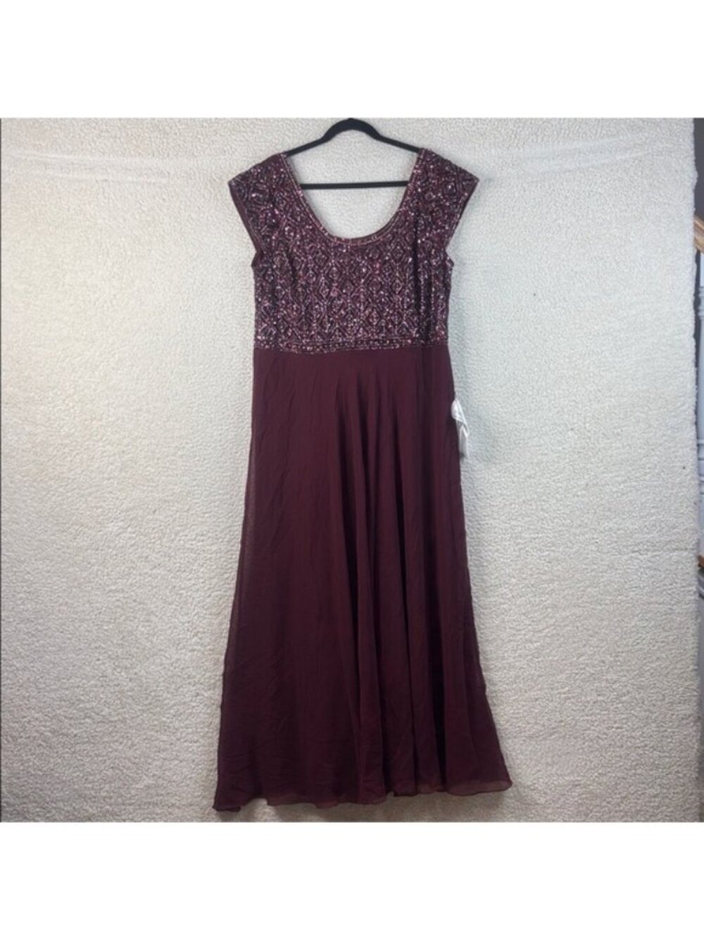 NWT J Kara Womens Burgundy Beaded Short Sleeve Empire Waist Gown PLUS SIZE 18